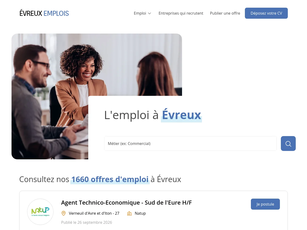 Évreux Emplois job board platform screenshot showing job search interface